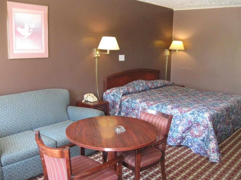 Tazewell Fincastle Motor Inn الغرفة الصورة